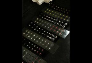 耳ツボジュエリーのデザイン例